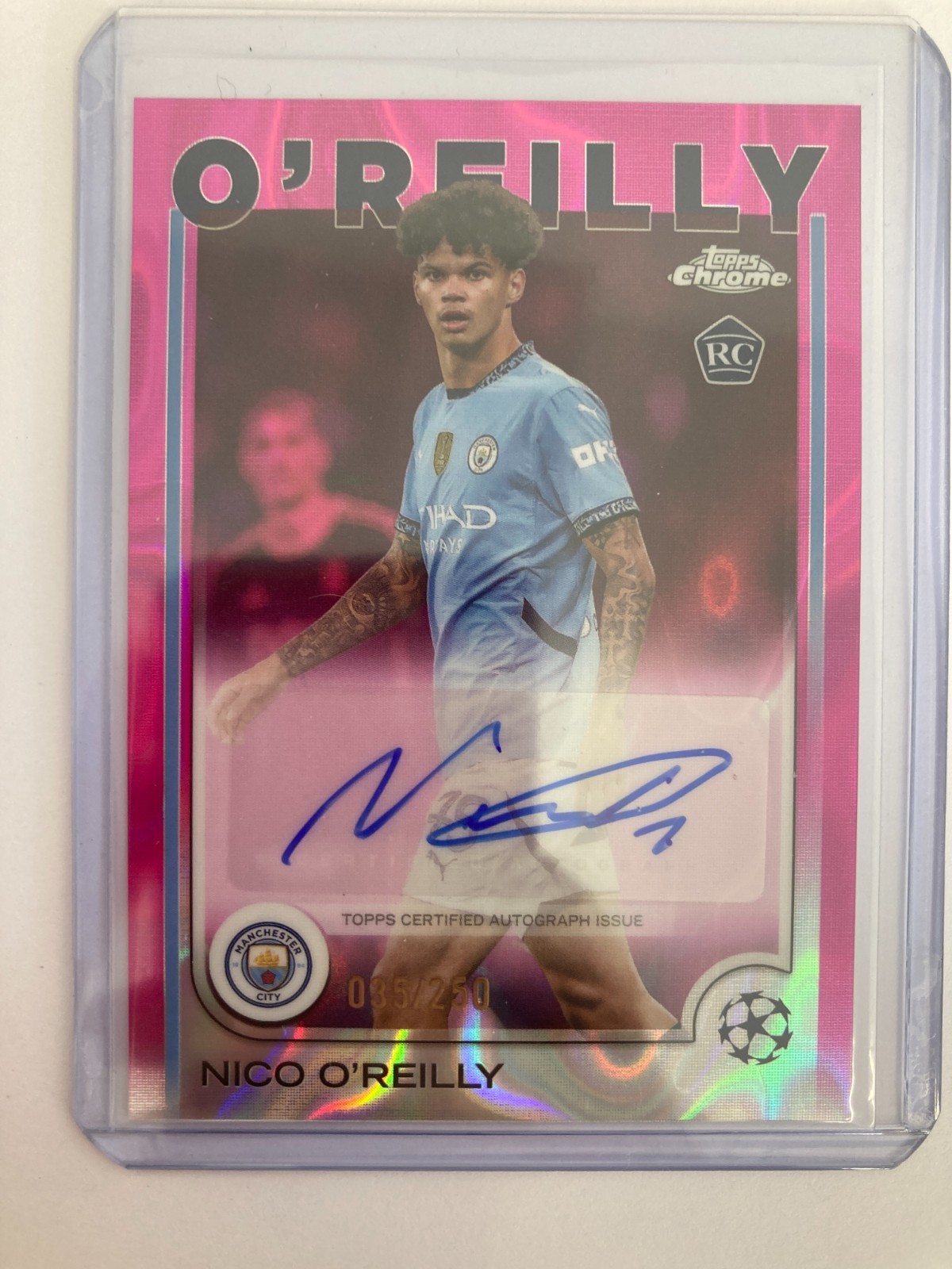 TOPPS CHROME 2025 NICO O`REILLY MANCHESTER CITY RAYWAVE PINK AUTO 035/250. for sale on Ebay