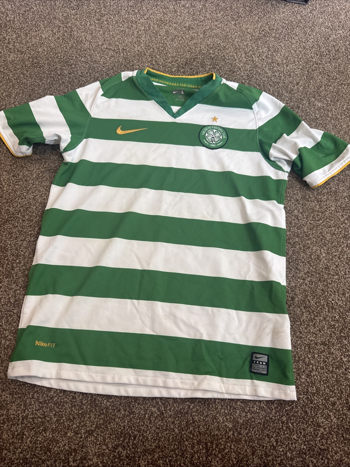 Celtic Boys Football Top Size Large Boys for sale on Ebay