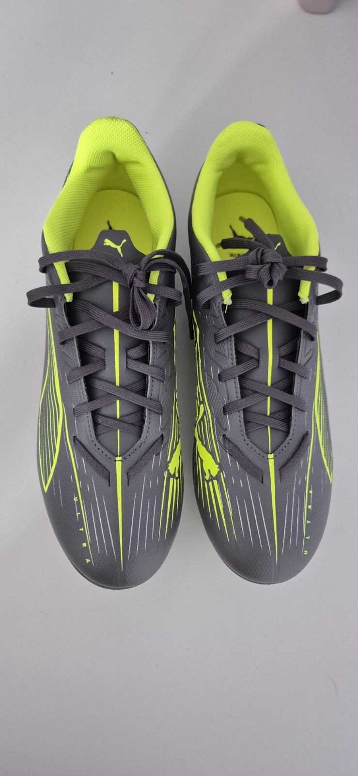 Puma Football Boots Size 8.5 with Moulded Studs for sale on Ebay