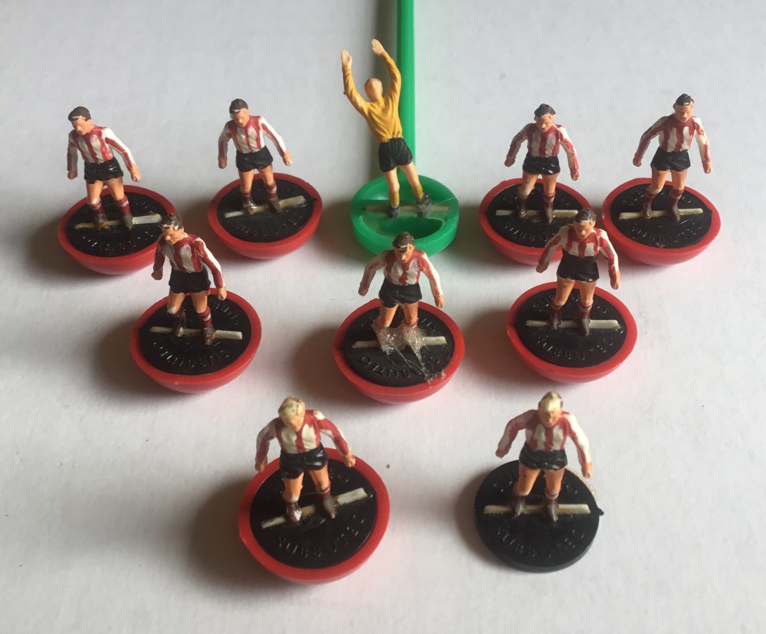 Subbuteo Heavyweight Team Sunderland / Southampton (incomplete) Original for sale on Ebay