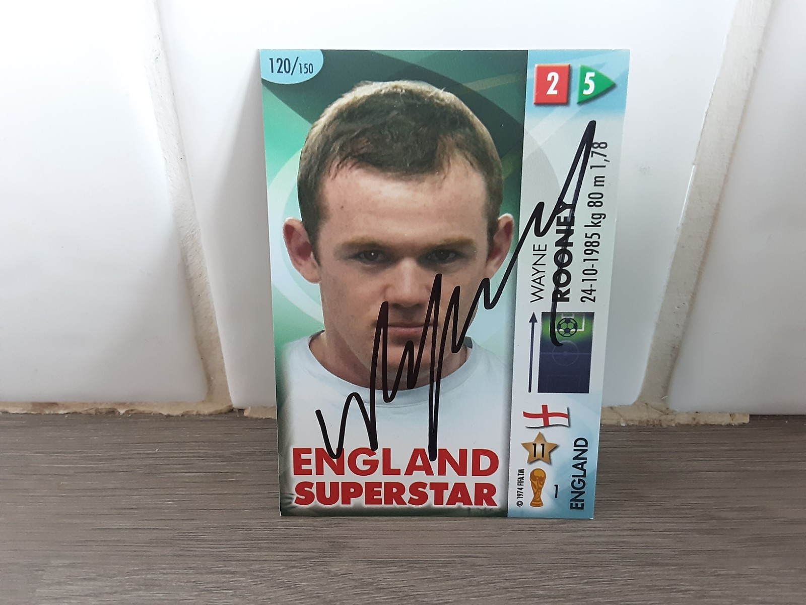 ENGLAND - WAYNE ROONEY Hand Signed World Cup 2006 Football trading card  for sale on Ebay
