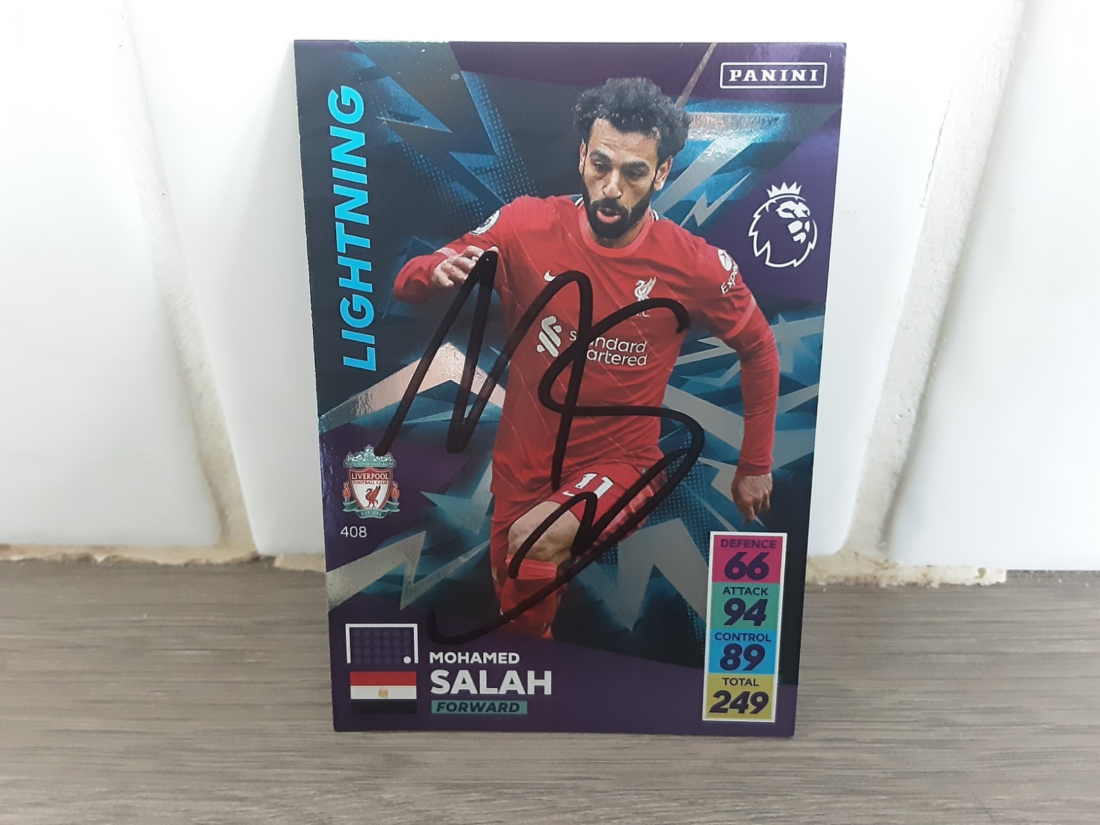 LIVERPOOL - MO SALAH Hand Signed Lightning Football trading card  for sale on Ebay