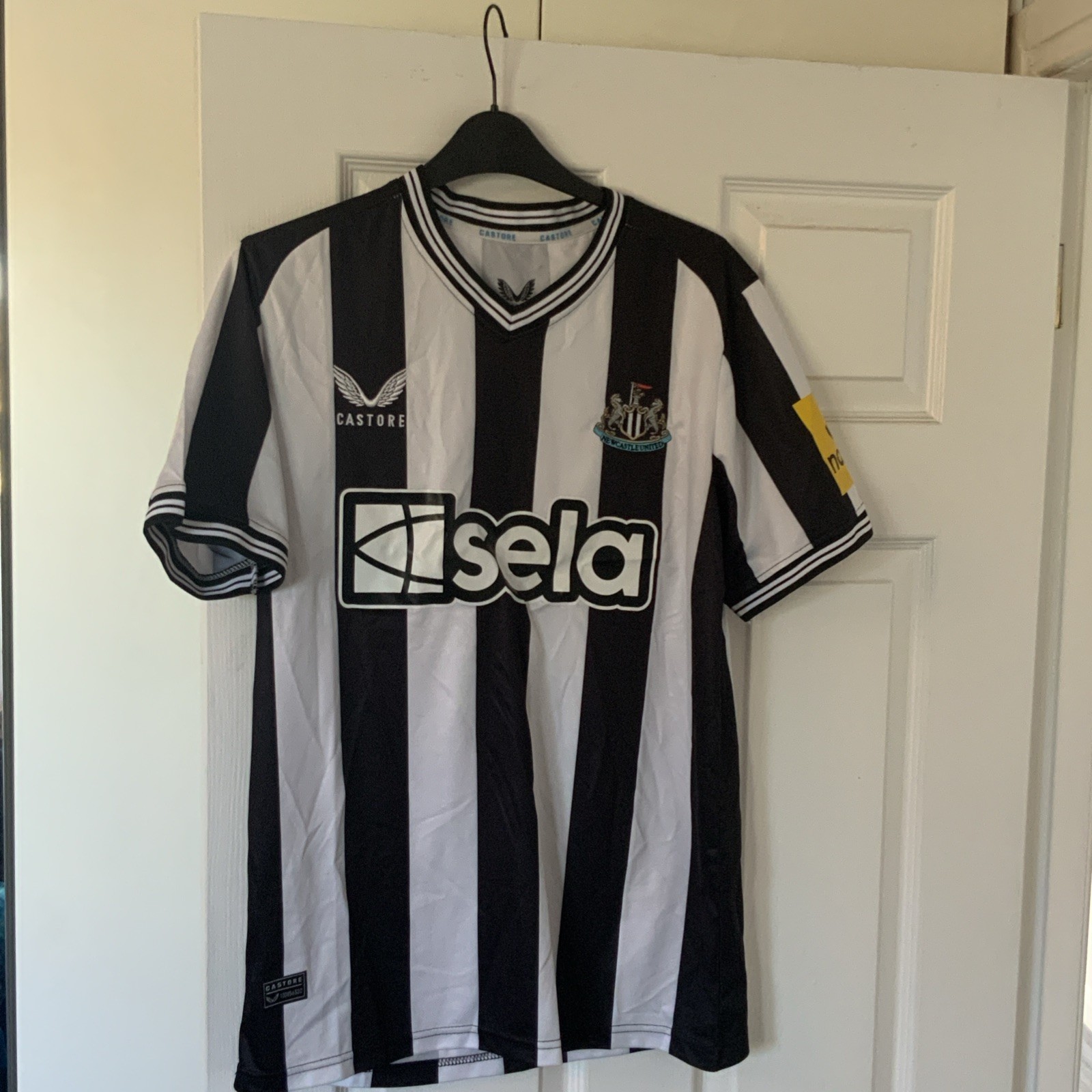 NUFC Newcastle United Home T-shirt 23/​24 Footaball Shirt Jersey Size Medium  for sale on Ebay