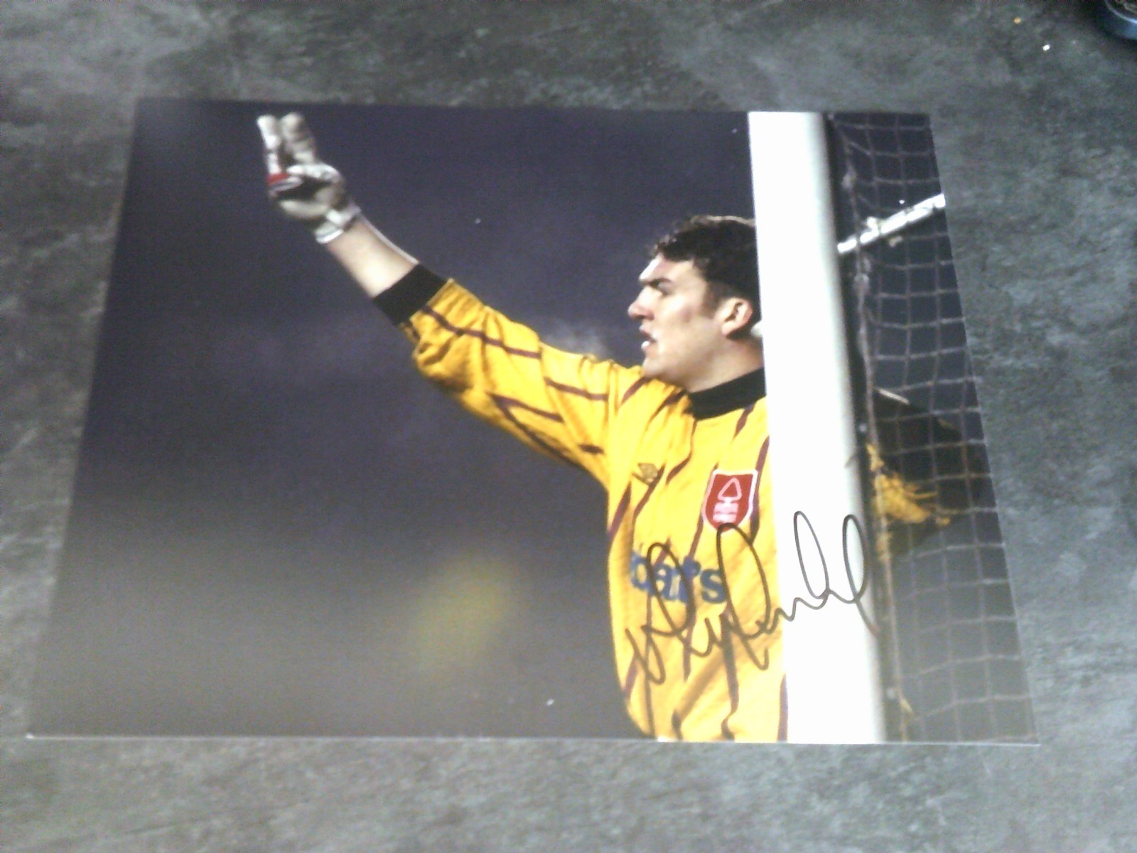 Signed Mark Crossley Nottingham Forest 10 x 8 Photograph 1 for sale on Ebay