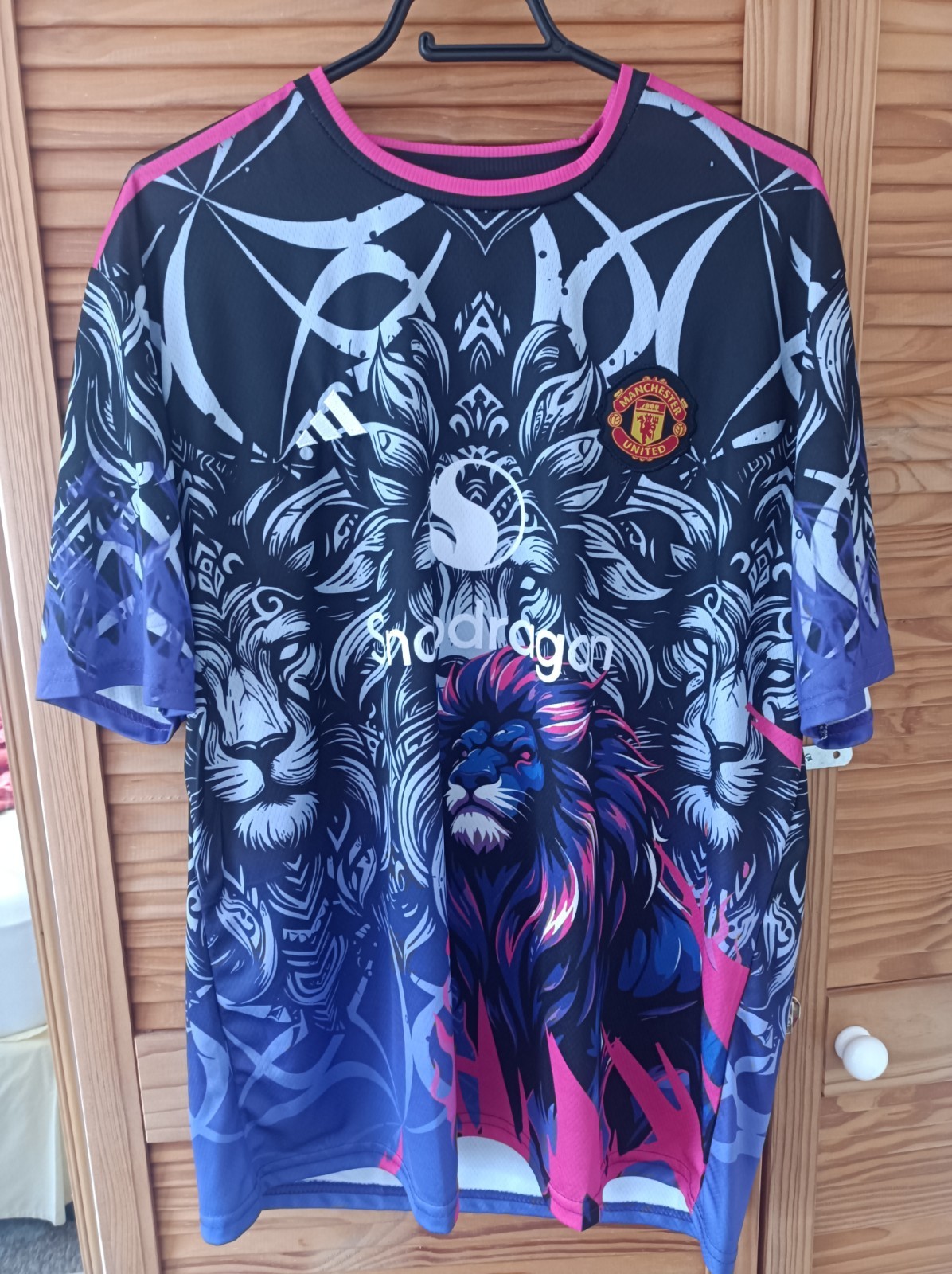 Manchester United 'Ronaldo' Concept Football Shirt XXL for sale on Ebay