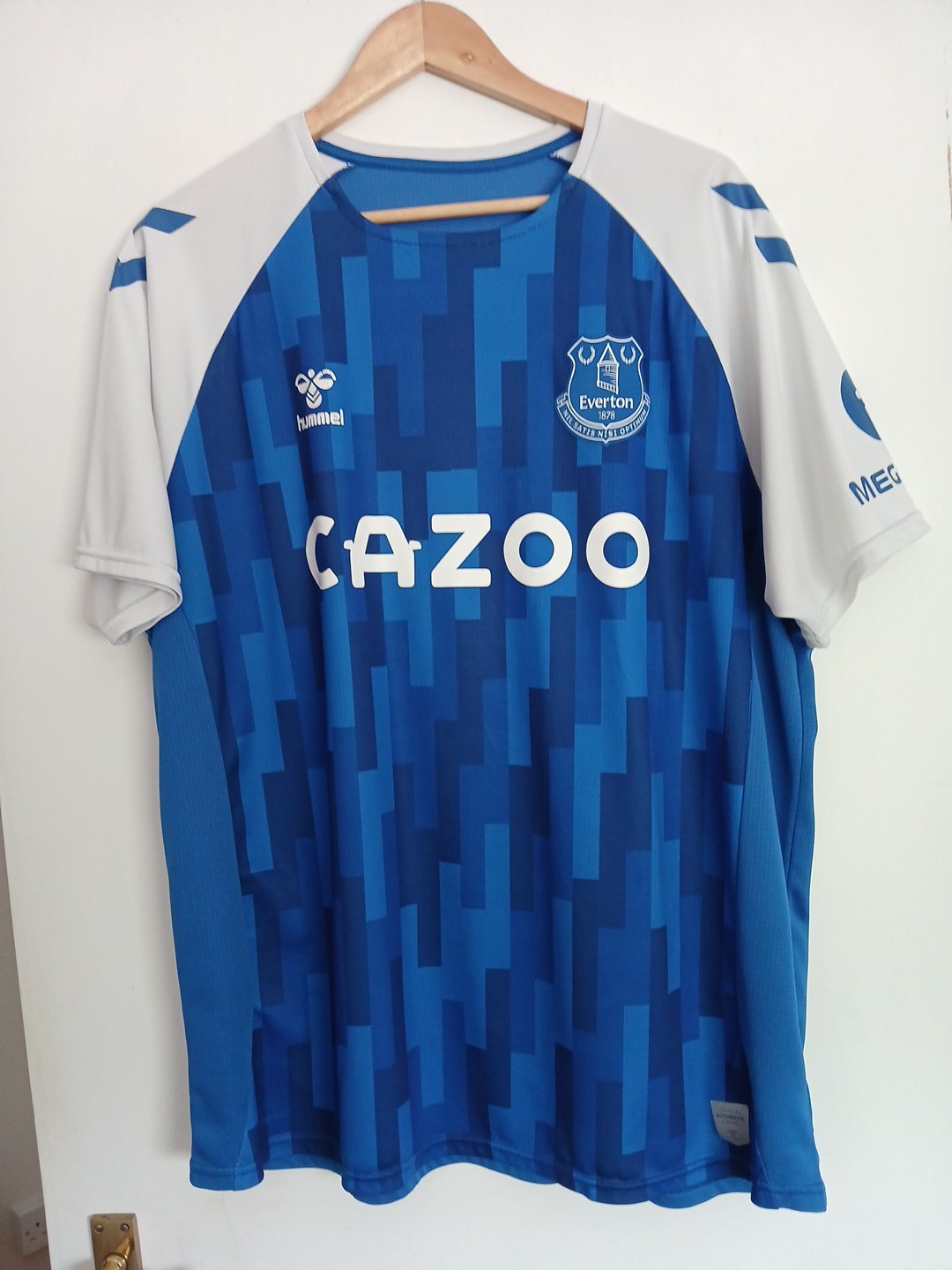 Everton FC Top UK Sz 2XL  By Hummel for sale on Ebay