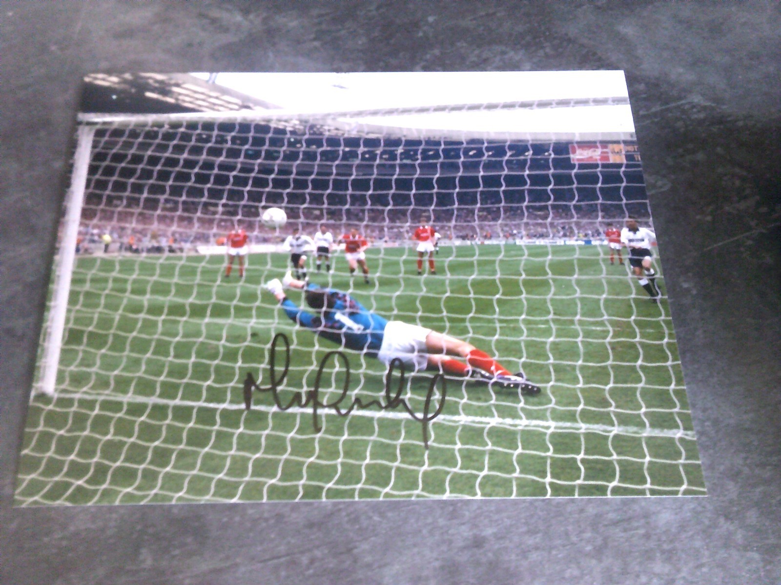 Signed Mark Crossley Nottingham Forest 10 x 8 Photograph FA Cup Final Penalty for sale on Ebay