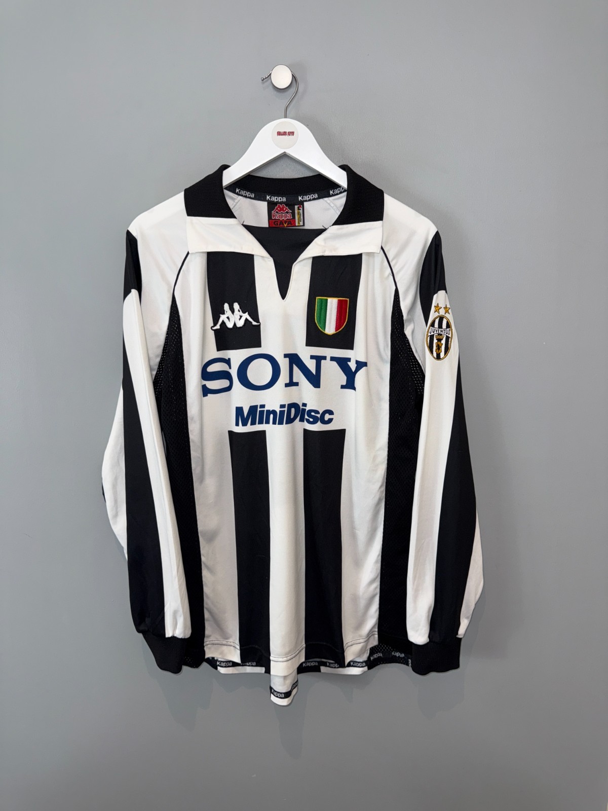 JUVENTUS 1997/98 HOME SHIRT (size L)  KAPPA ORIGINAL VINTAGE FOOTBALL SHIRT for sale on Ebay