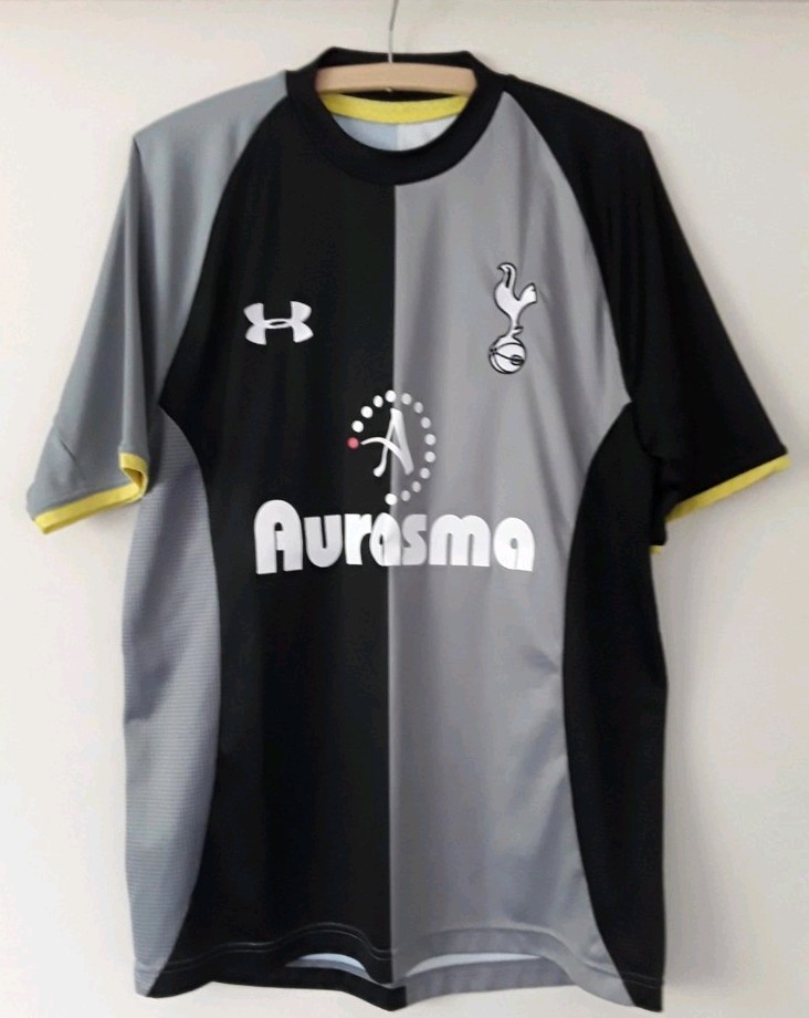Tottenham Spurs Shirt Authentic Under Armour RARE Large Mint for sale on Ebay
