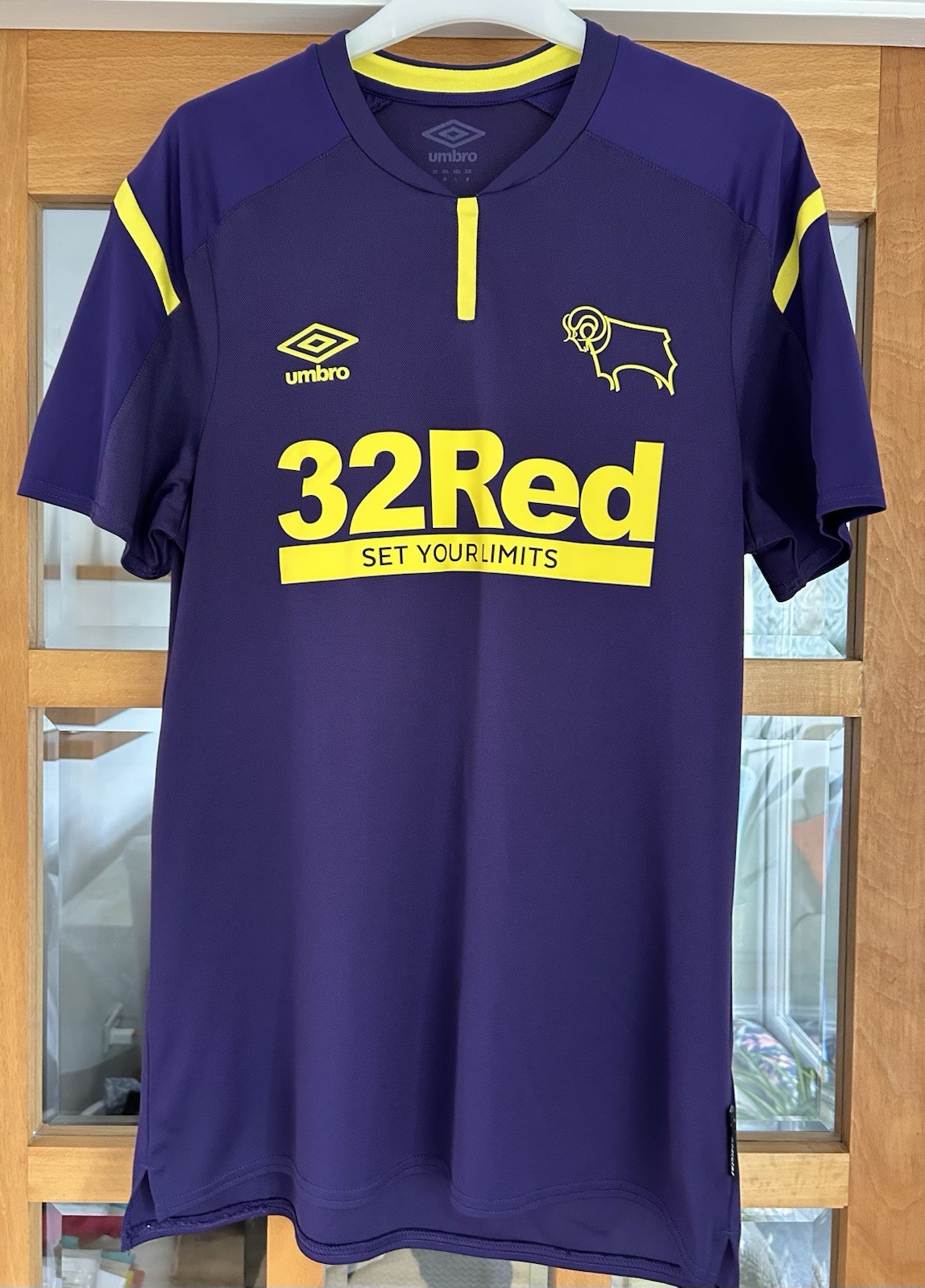 Derby County Umbro Third Shirt 2021/22, Size Medium In Great Condition for sale on Ebay