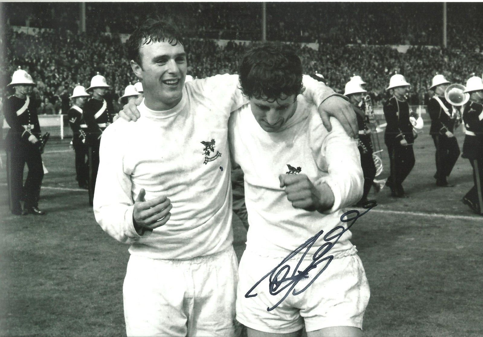 Tony Brown - WEST BROMWICH ALBION - Signed 12 x 8 Photograph for sale on Ebay