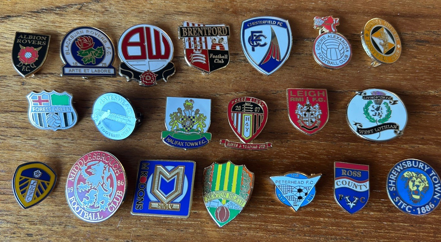 FOOTBALL PIN BADGES X 20 for sale on Ebay