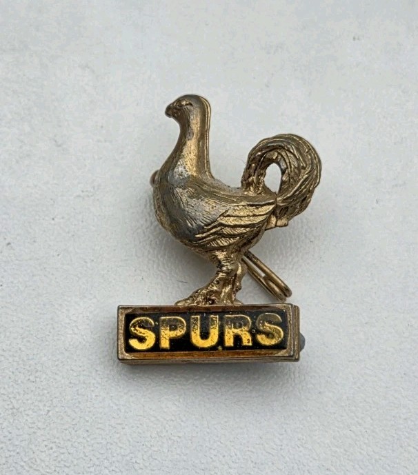 RARE TOTTENHAM HOTSPUR SPURS VINTAGE COCKEREL PIN BADGE  for sale on Ebay