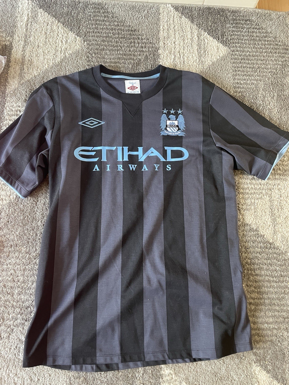 Manchester City 2012/2013 Away Kit Size Medium Excellent Condition for sale on Ebay