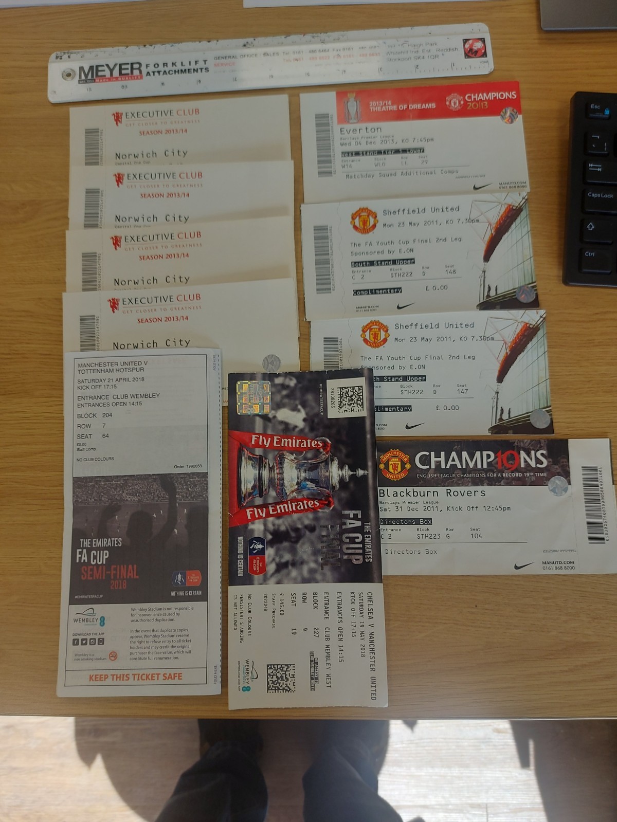 10 MANCHESTER UNITED TICKETS 2011 - 2018 FA CUP FINAL for sale on Ebay