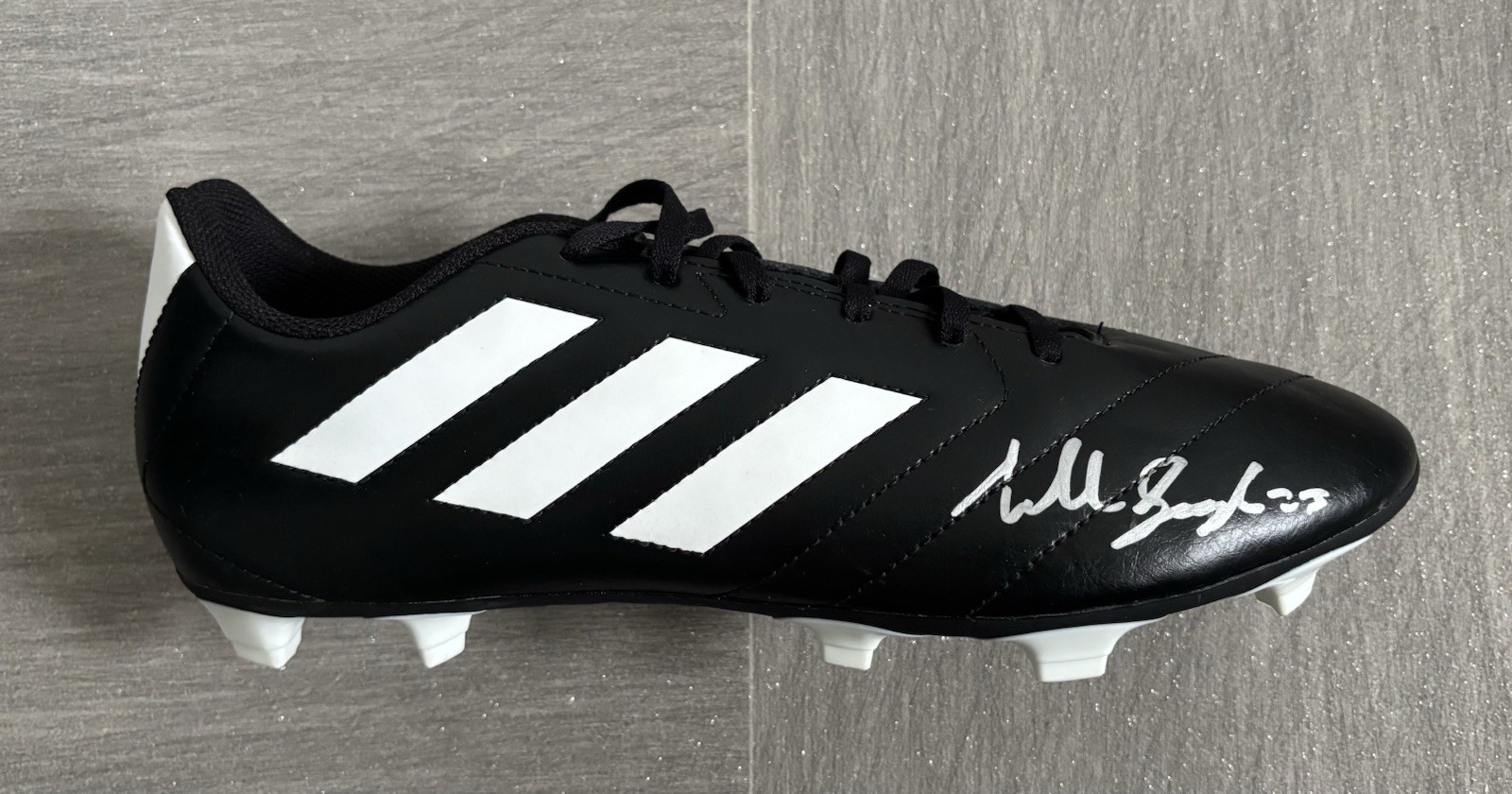 Richard Gough signed Football Boot / Rangers / Everton / Scotland /  Proof / COA for sale on Ebay