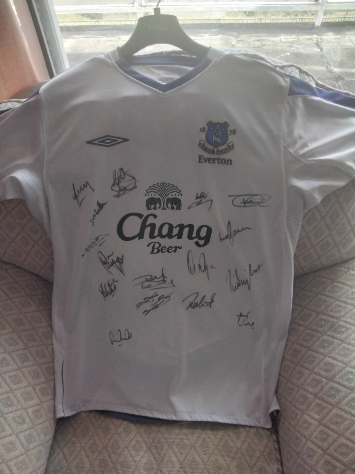 EVERTON FC SIGNED 2004/2005 AWAY SHIRT - KEVIN CAMPBELL FERGUSON HIBBERT PLUS 13 for sale on Ebay