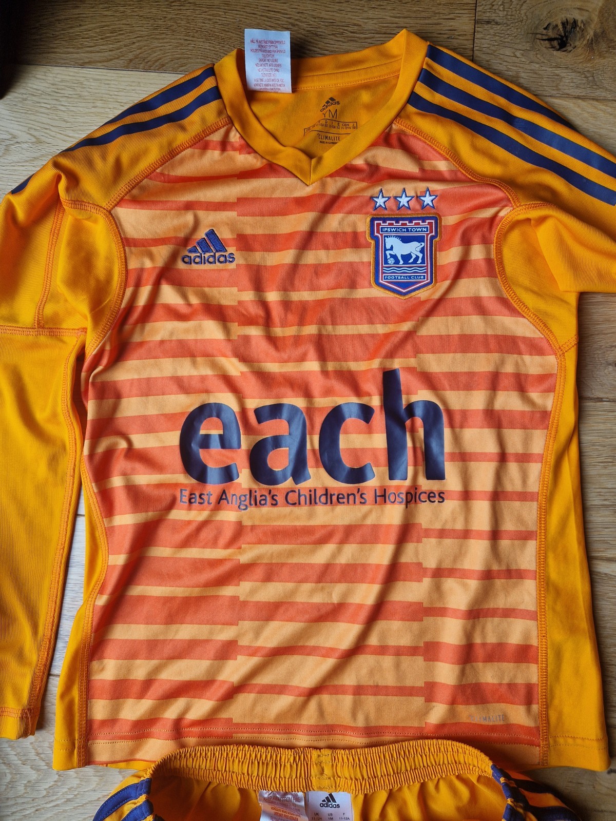 Ipswich Town 18/19 Child Adidas Goalkeeper Shirt and Shorts for sale on Ebay