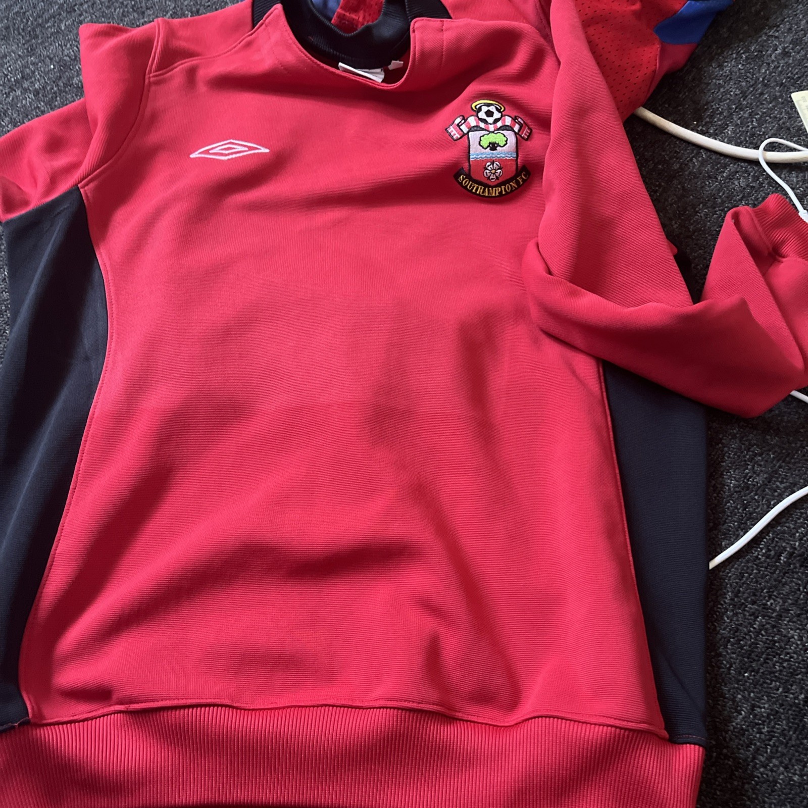 Southampton Fc Jumper Size Medium for sale on Ebay