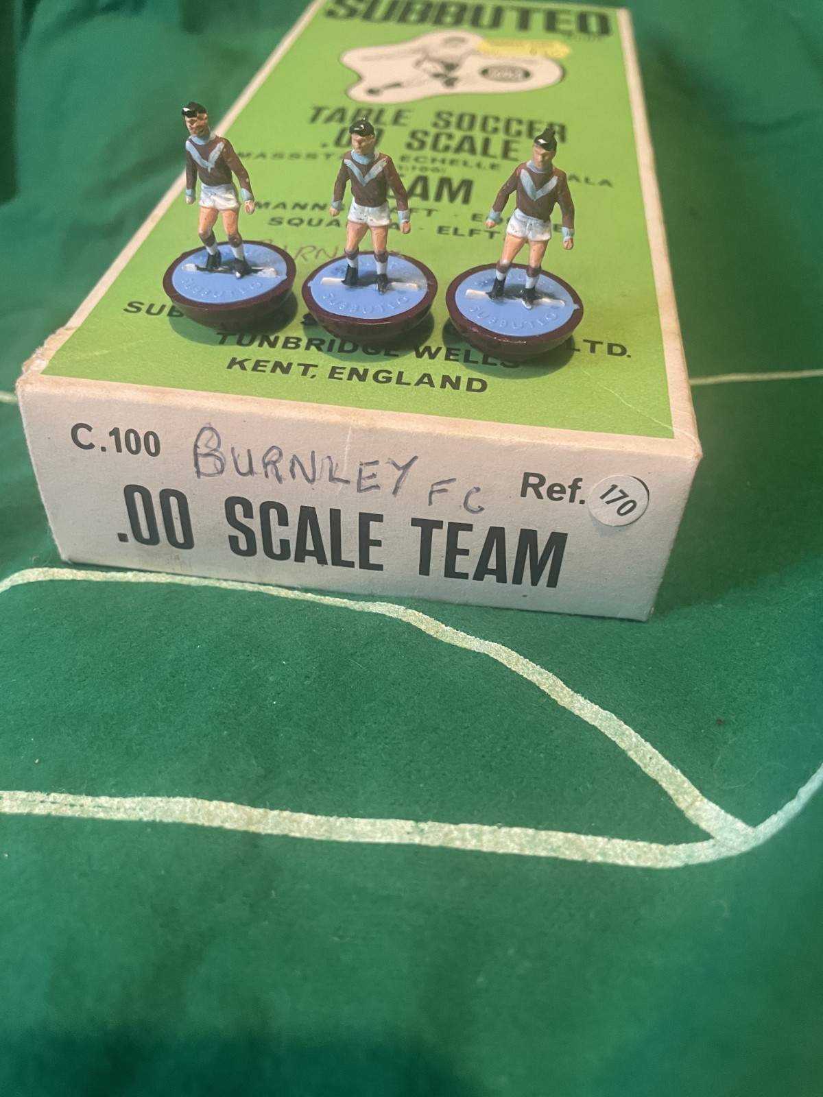 Subbuteo Heavyweight Team 170 Burnley V version Referenced Box for sale on Ebay