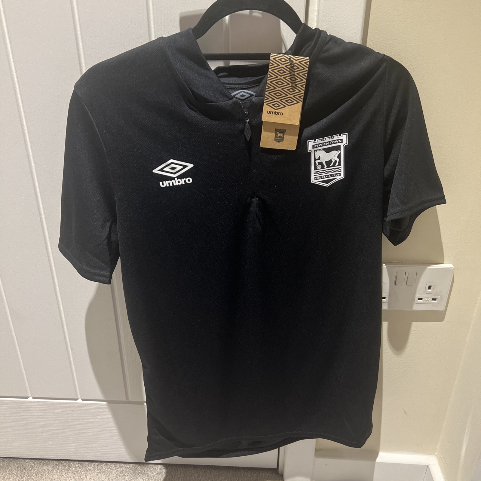 Ipswich Town Black Training Zip Polo Shirt - Medium for sale on Ebay