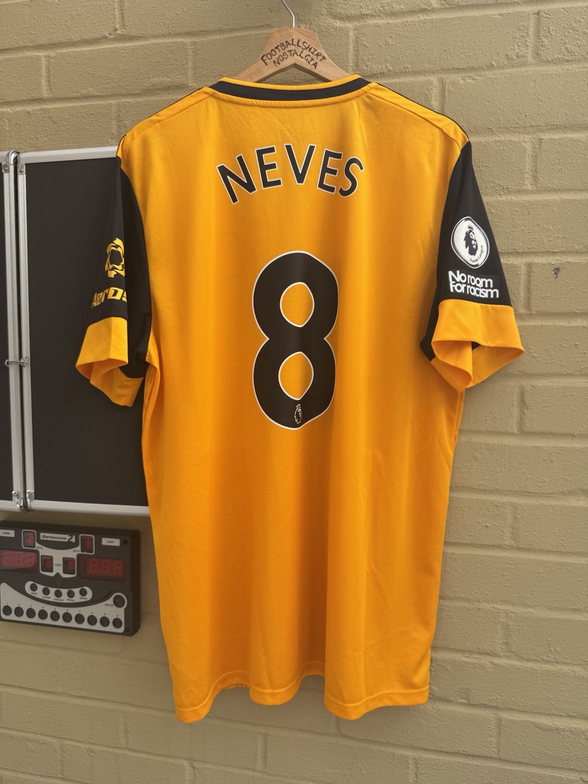 Wolves Wolverhampton Wanderers 2020-21 Home Football Shirt Men’s XL #8 NEVES for sale on Ebay