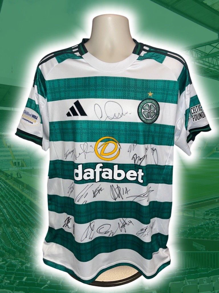 CELTIC FC HAND SIGNED SQUAD SIGNED 2025/26 HOME SHIRT REPLICA COA PROOF 2 for sale on Ebay