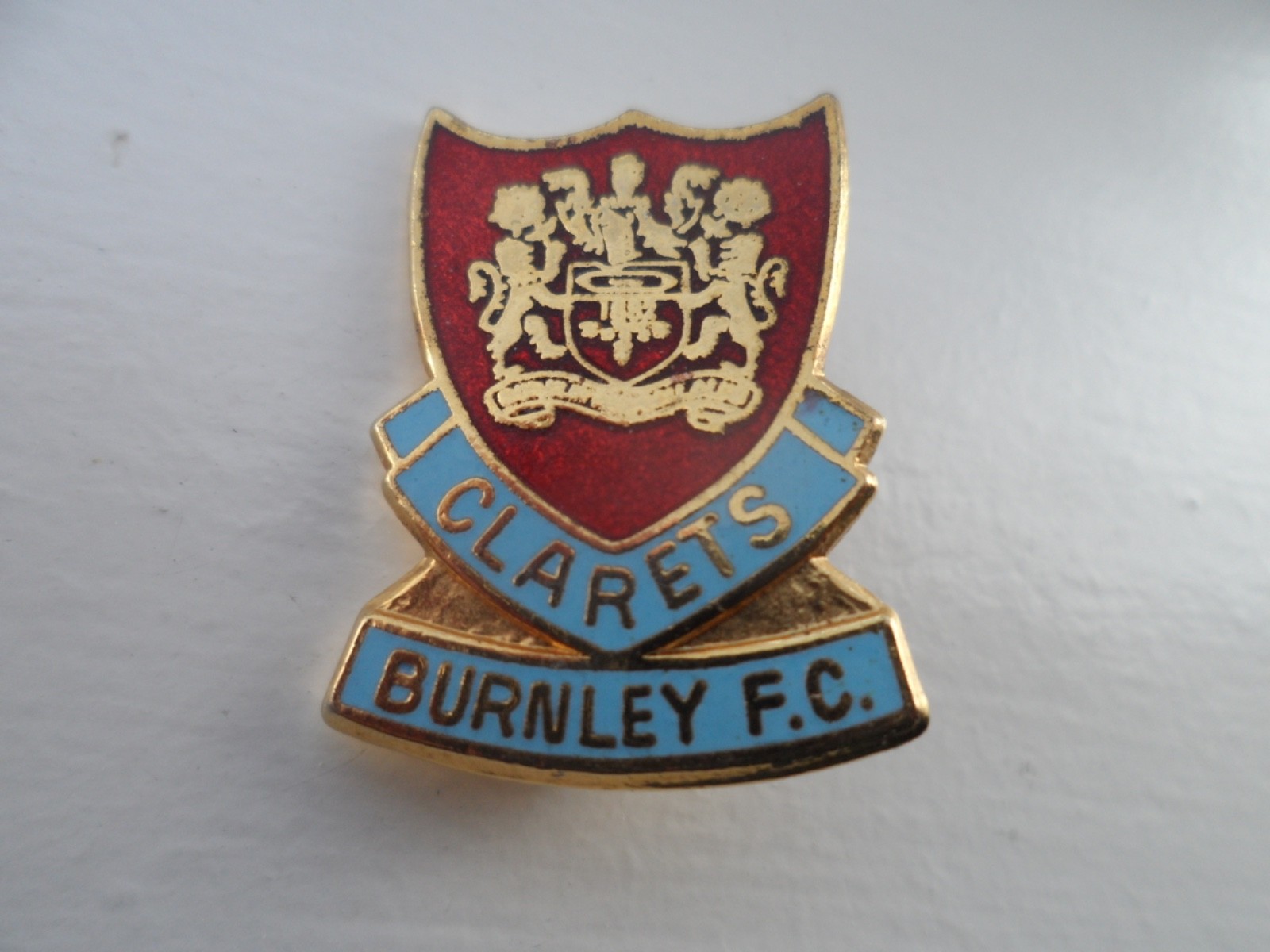 Burnley Football Enamel Club  Badge (1) for sale on Ebay
