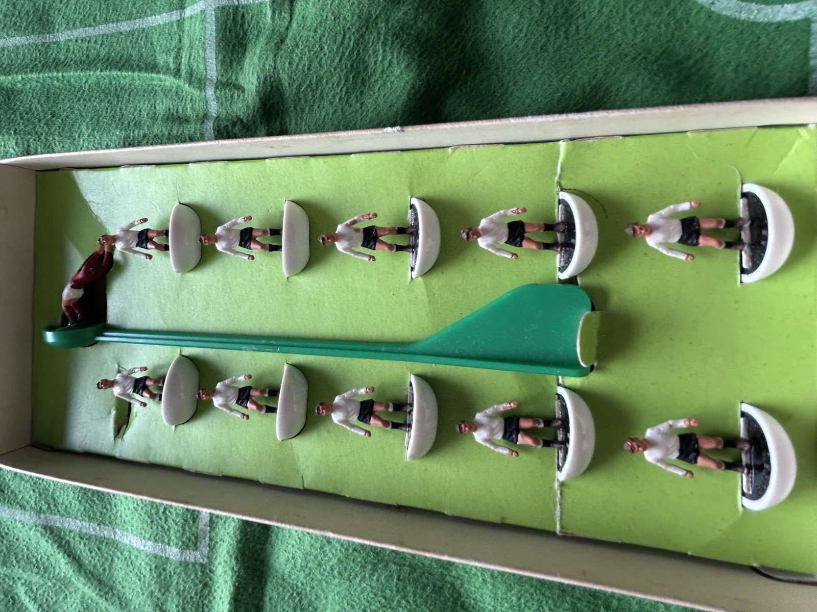 Subbuteo Heavyweight Team Ref 10 Derby Fulham for sale on Ebay