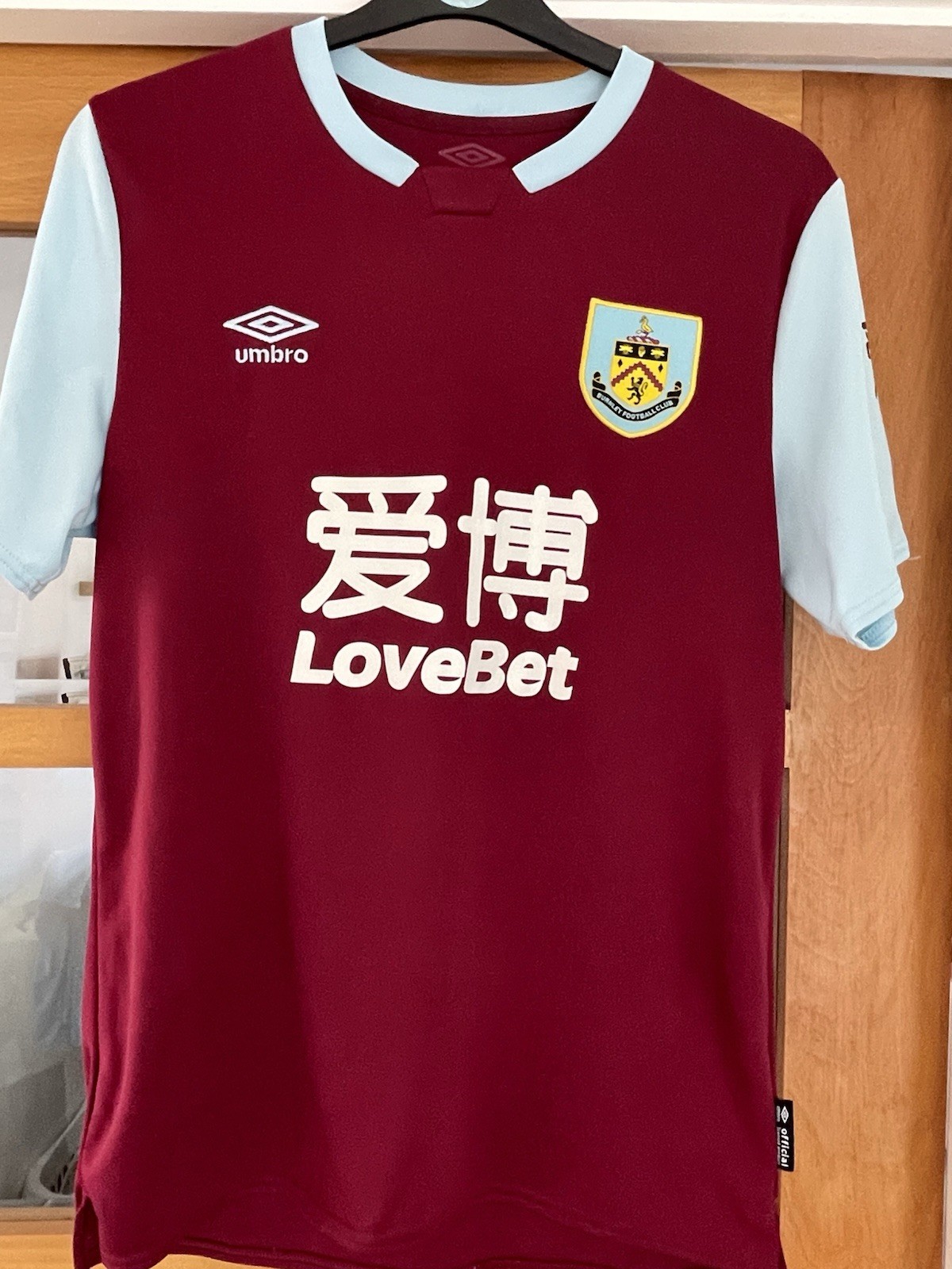 Burnley Home Shirt 2019/20, Umbro Size Medium In Very Good Condition for sale on Ebay