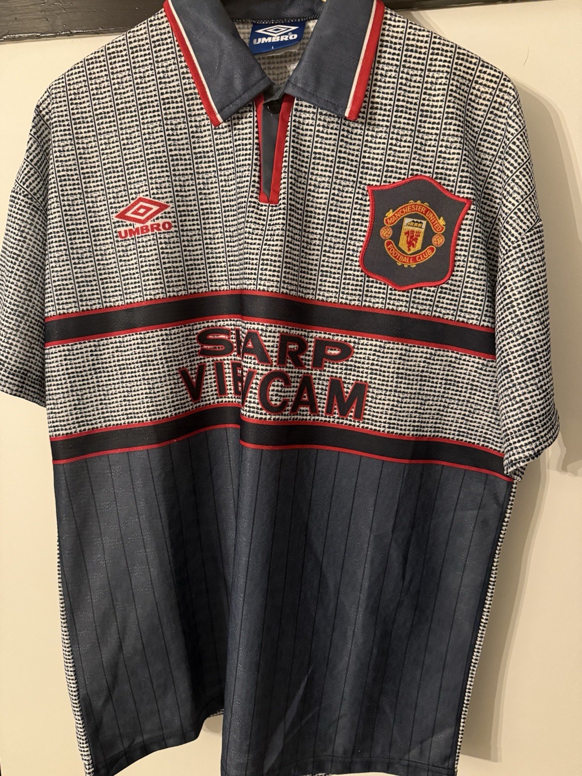 Original Manchester United Away Shirt 1994-95 Men’s Large Mint Condition for sale on Ebay