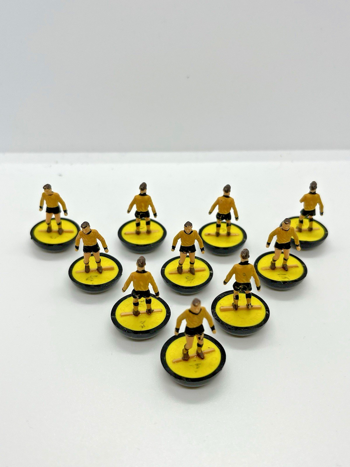 Original Subbuteo HW Team -Watford - Ref 6 -  Restoration project. for sale on Ebay