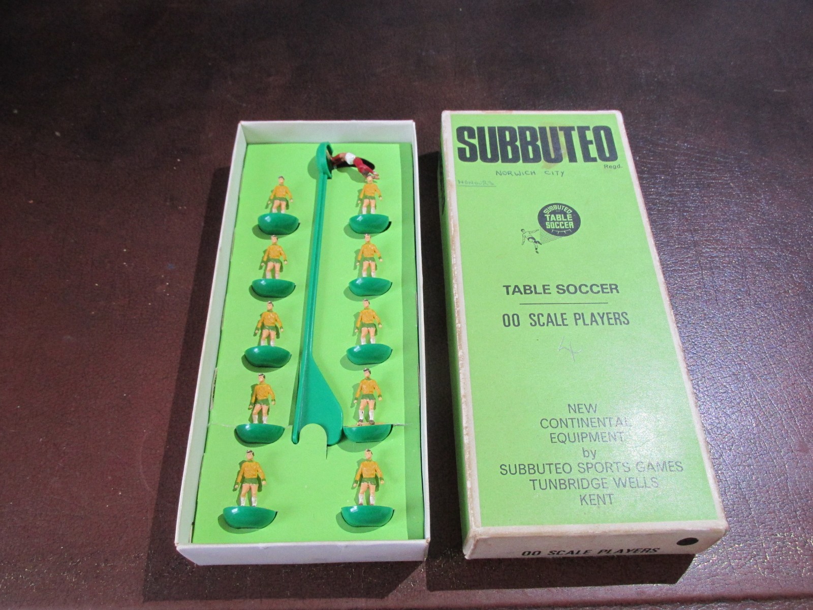 Vintage Subbuteo Heavyweight Team Norwich for sale on Ebay