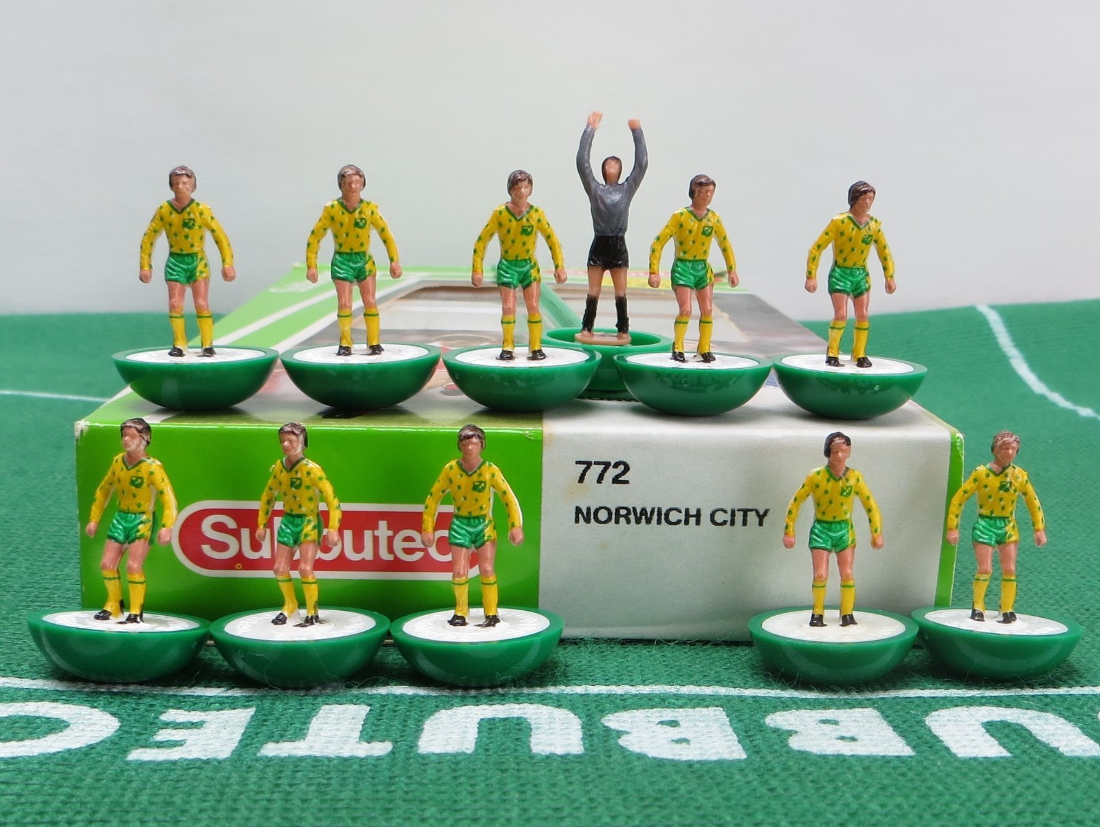 SUBBUTEO LW MP REF 772 NORWICH CITY TEAM, IN ORIGINAL LABELLED BOX. for sale on Ebay