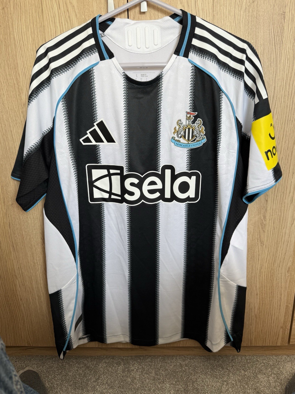 Newcastle 2025/26 Player Issue Home Football Shirt BNWT Size Large for sale on Ebay