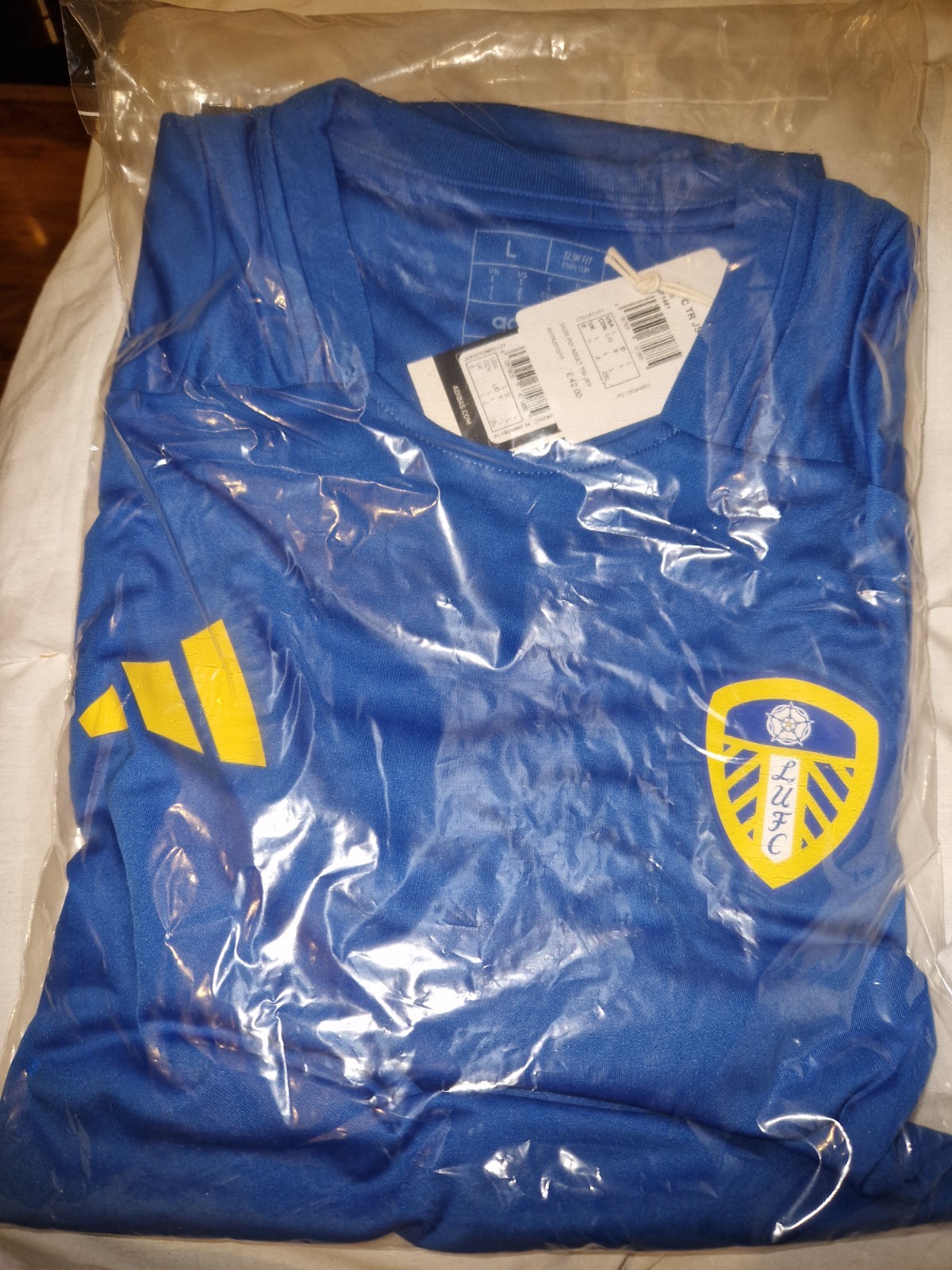 Leeds United football shirt, mens size L for sale on Ebay