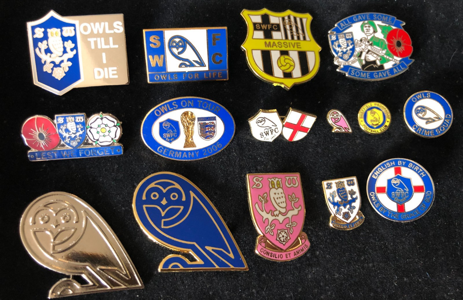 COLLECTION OF 15 SHEFFIELD WEDNESDAY ENAMEL PIN BADGES for sale on Ebay