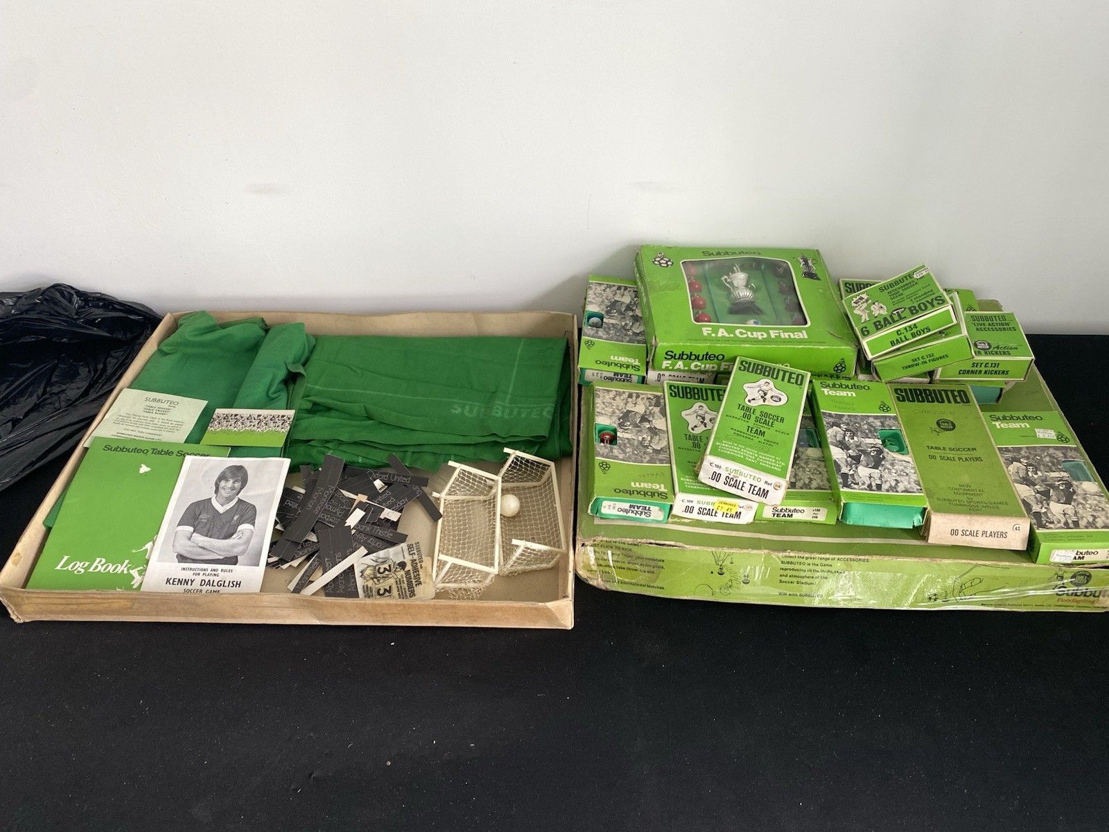 Vintage Subbuteo 1970s Table Soccer Game FA Cup & Teams 14 Teams & Accessories for sale on Ebay