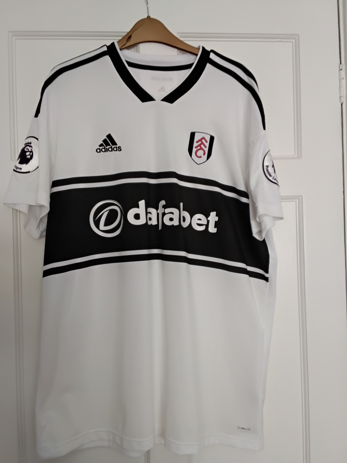 FULHAM FC FOOTBALL SHIRT XL for sale on Ebay