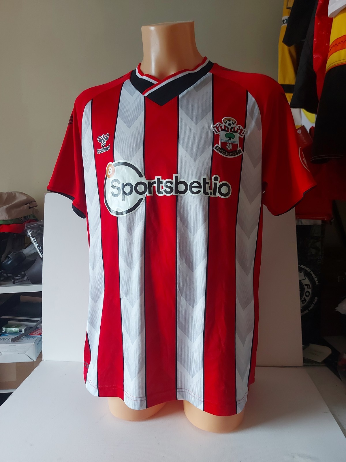 Southampton Football Club 2021/22 Home Shirt Size XL Adult Hummel for sale on Ebay