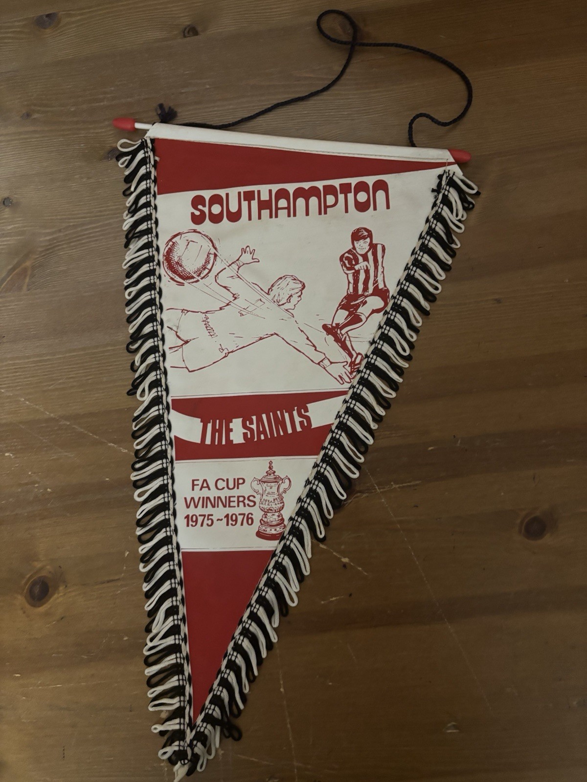 VINTAGE 1976 FA CUP WINNERS SOUTHAMPTON FOOTBALL PENNANT THE SAINTS THE DELL for sale on Ebay