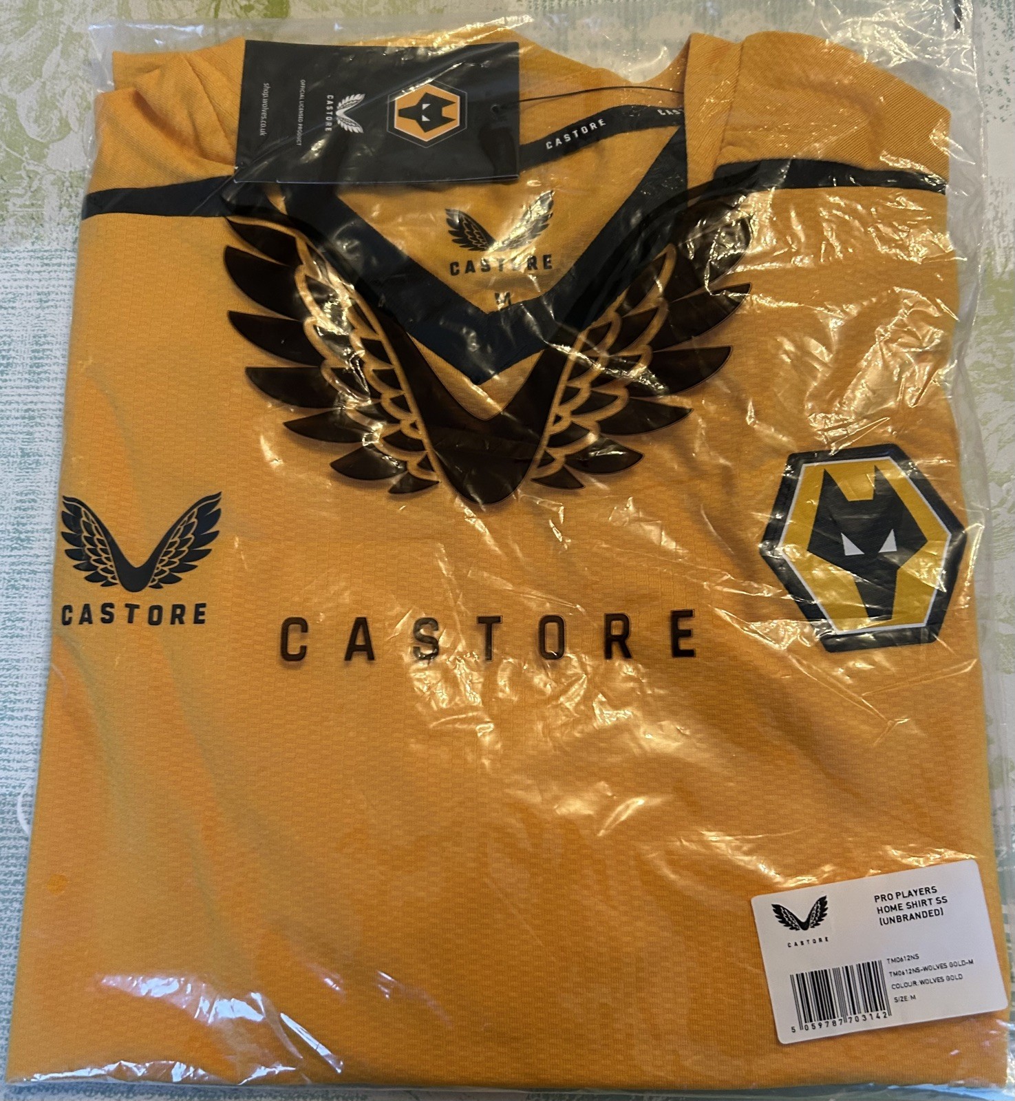 Wolves Castore Home Shirt 2022/23, Size Medium Short Sleeve New with Tags for sale on Ebay