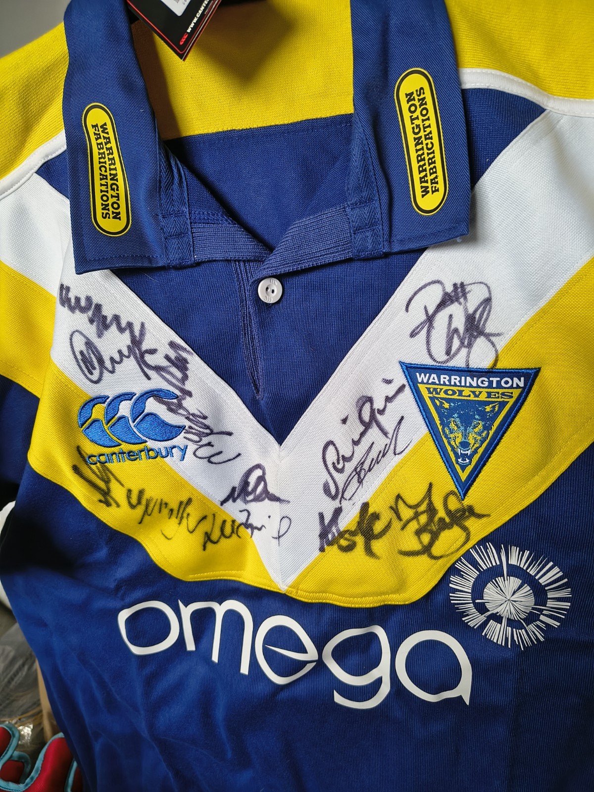 Circa 2007 Warrington Wolves Signed Home Shirt. Genuine, Unworn Item Size L for sale on Ebay