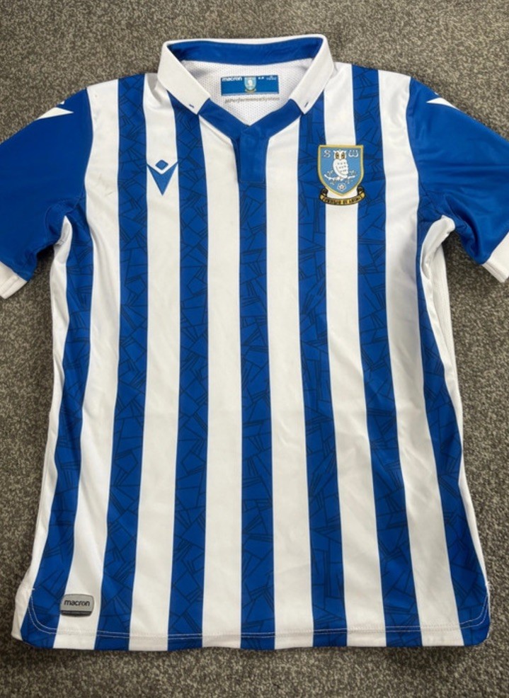 Kids Sheffield Wednesday shirt xxs blue and white stripe for sale on Ebay