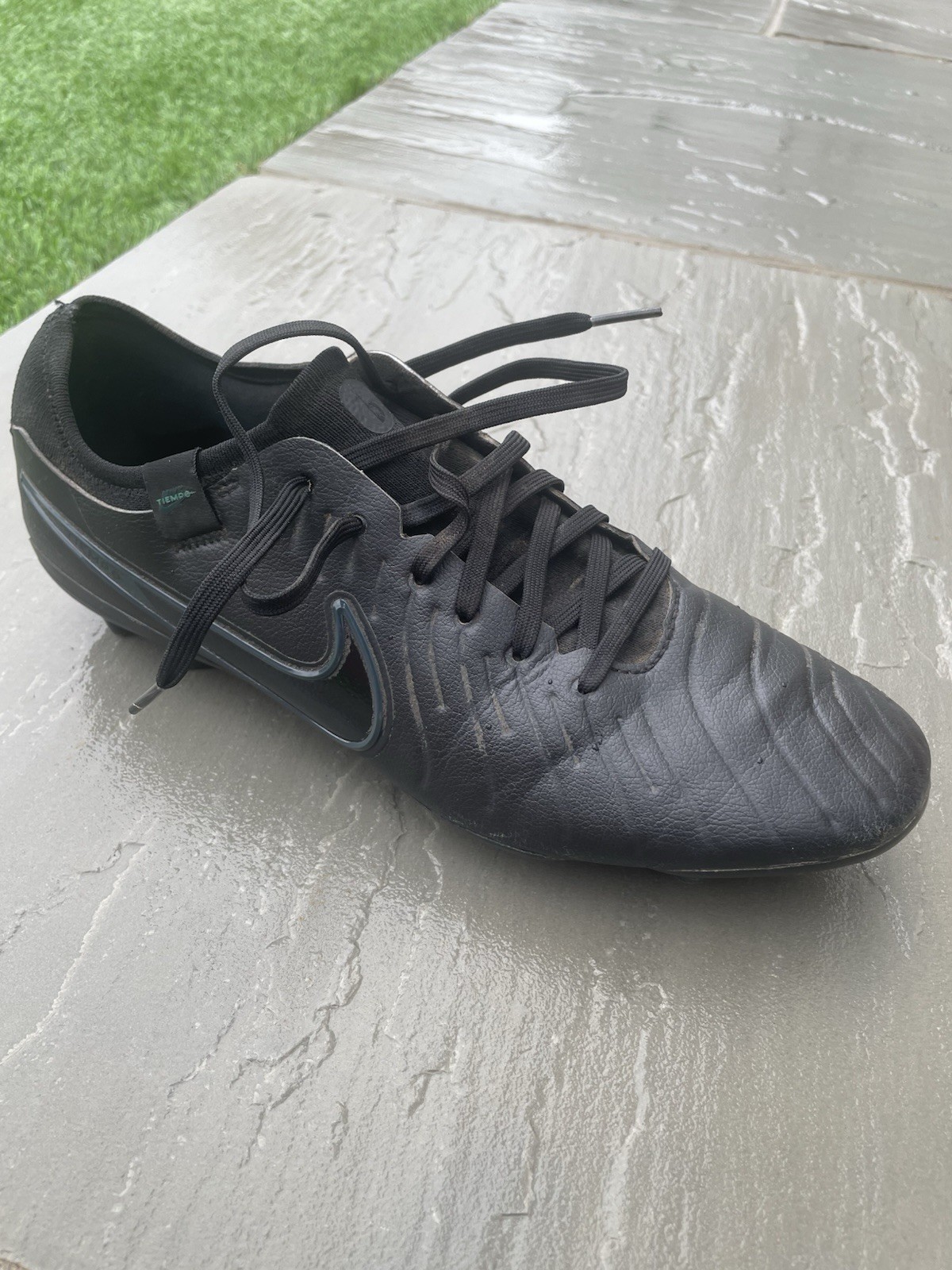 Nike Adult Football Boots Tiempo Legend 10 FG Firm Ground.  UK size 10 for sale on Ebay