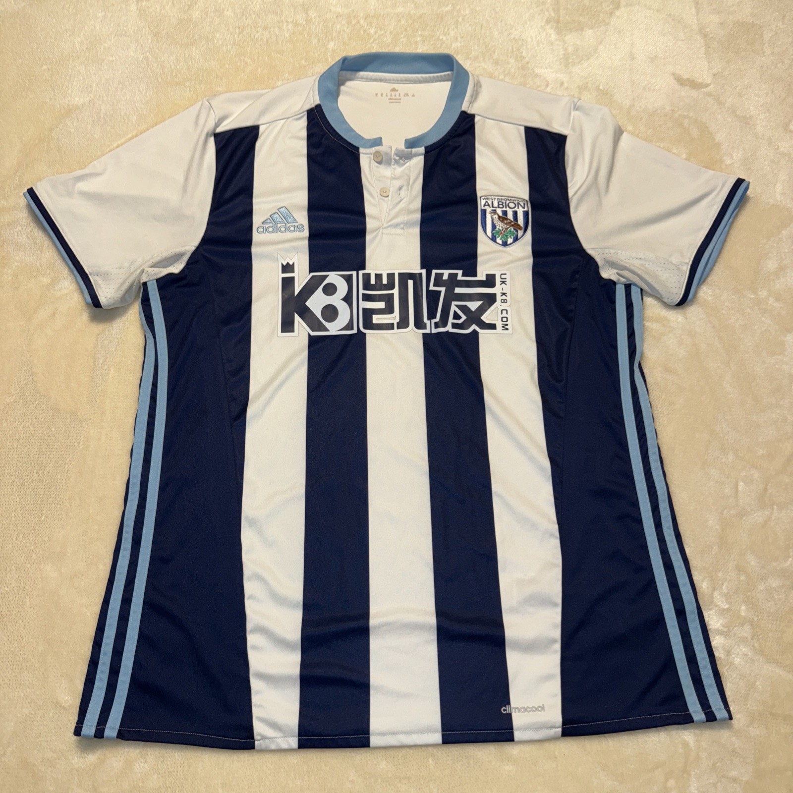 West Bromwich Albion Football Shirt Size XL      E1 for sale on Ebay