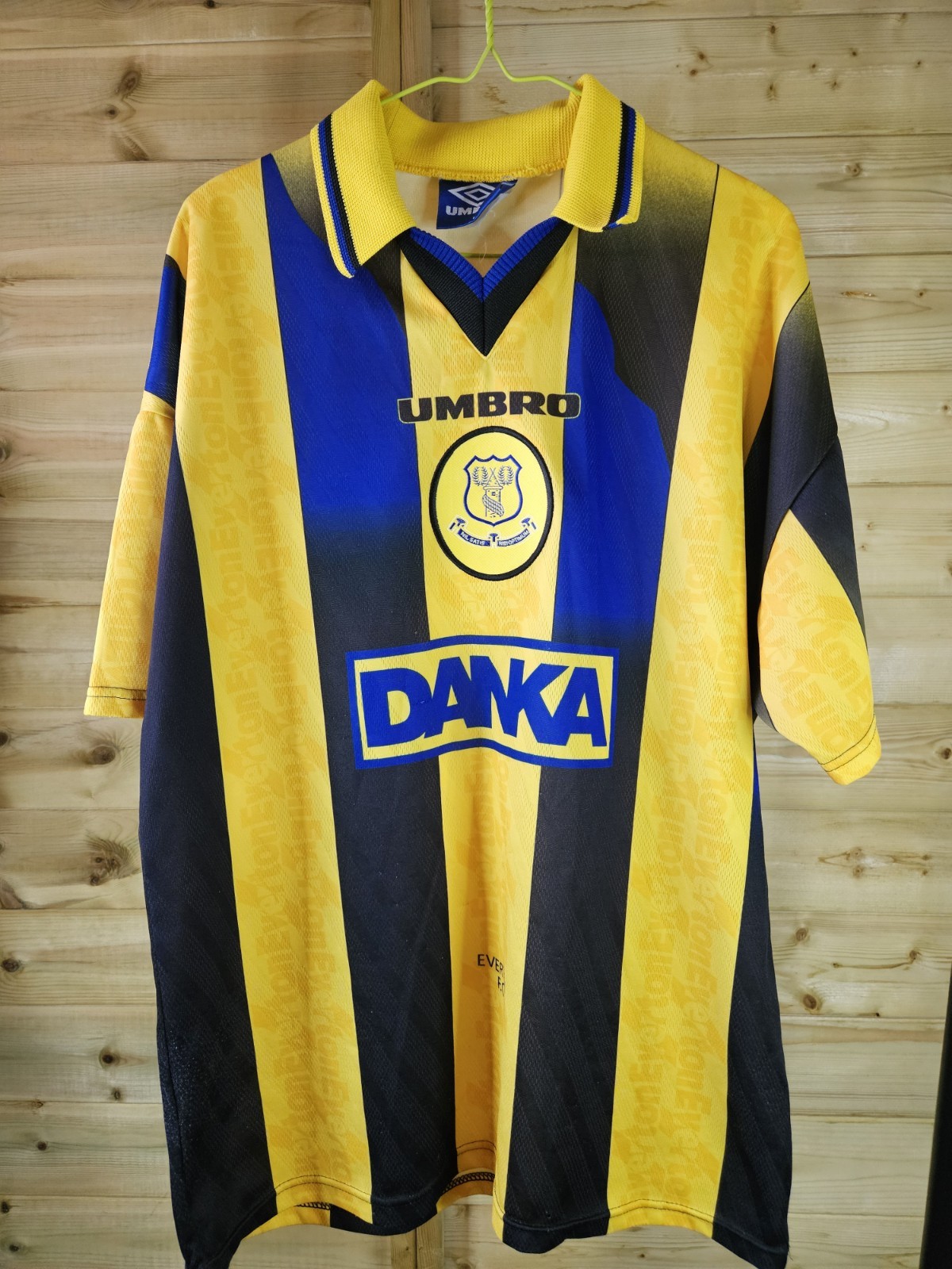 Rare Original Everton 1996/1997 Away Shirt LARGE UMBRO  for sale on Ebay