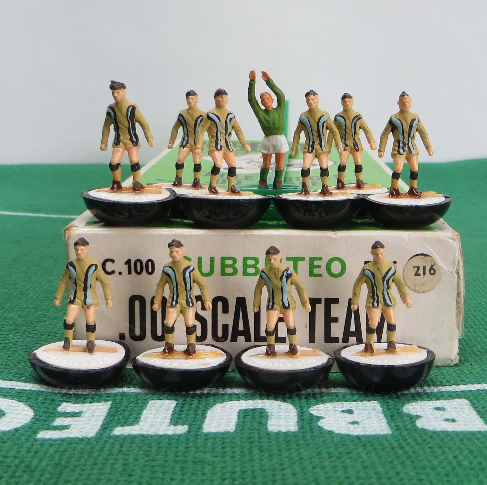 SUBBUTEO HW TEAM REF 216 EINTRACHT FRANKFURT, IN ORIGINAL NUMBERED BOX. for sale on Ebay