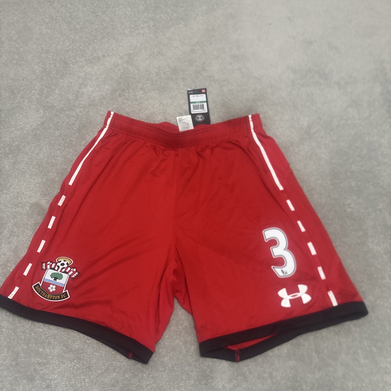 RARE 3rd kit unreleased SOUTHAMPTON FC Red football Shorts BNWT 2016/17 Large #3 for sale on Ebay
