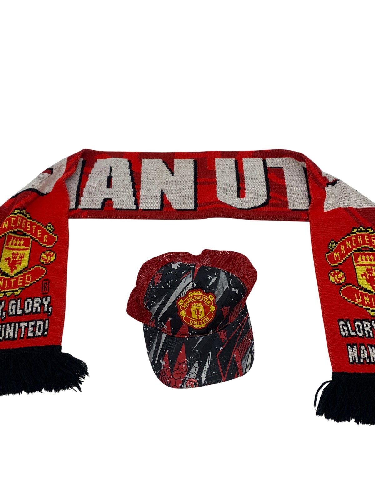 MANCHESTER UNITED Football Scarf and Cap Set Glory Glory Design Pre-Loved for sale on Ebay